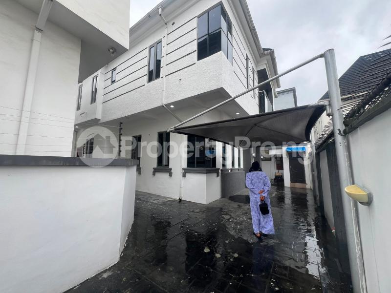 5 bedroom House for rent Chevron Lekki Lagos