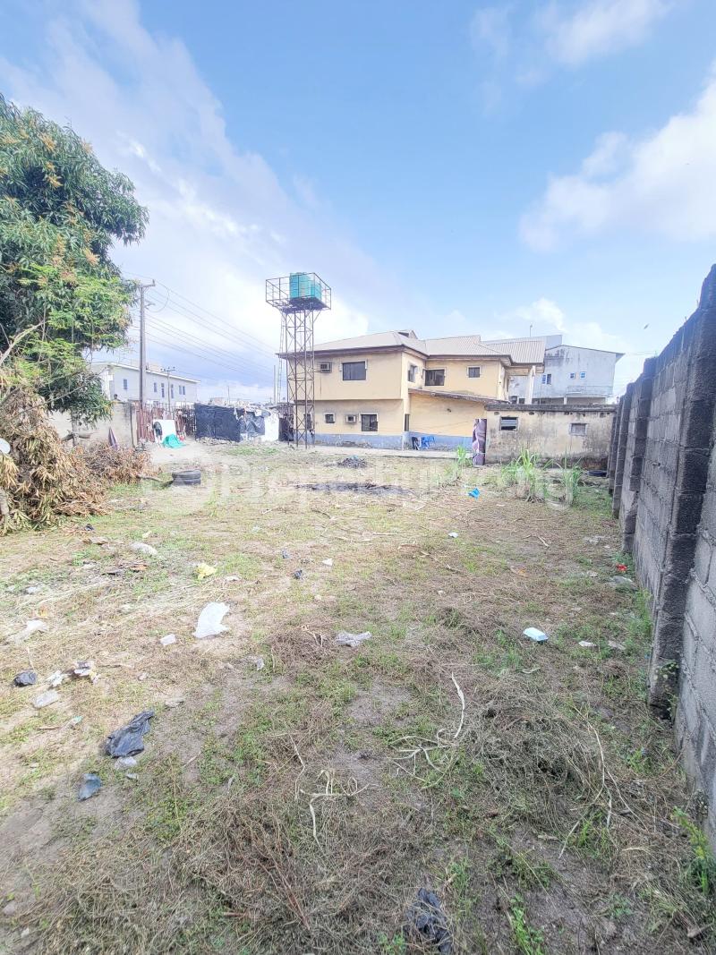 5 bedroom Commercial Property for sale Ado Road Ajah Lagos