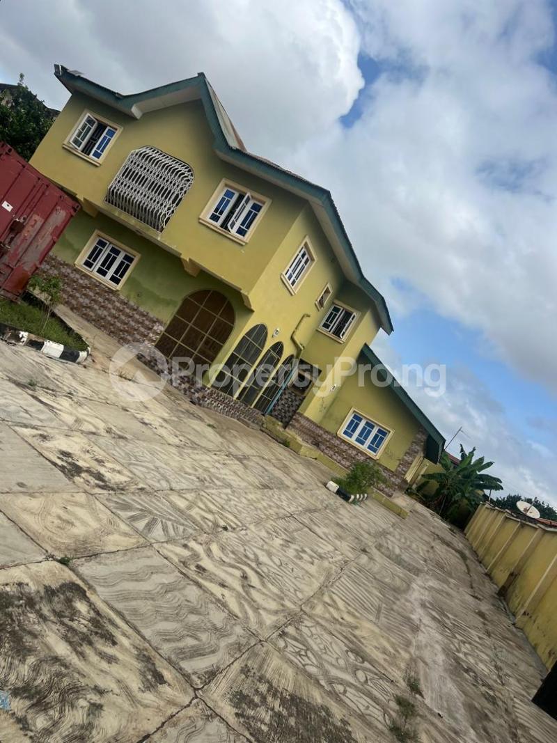 5 bedroom House for rent Lodi 1 Opposite Taska Akala Express Akala Express Ibadan Oyo