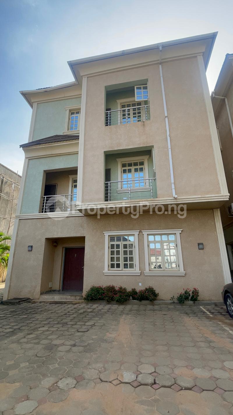 5 bedroom House for rent Jahi Gilmore Jahi Abuja