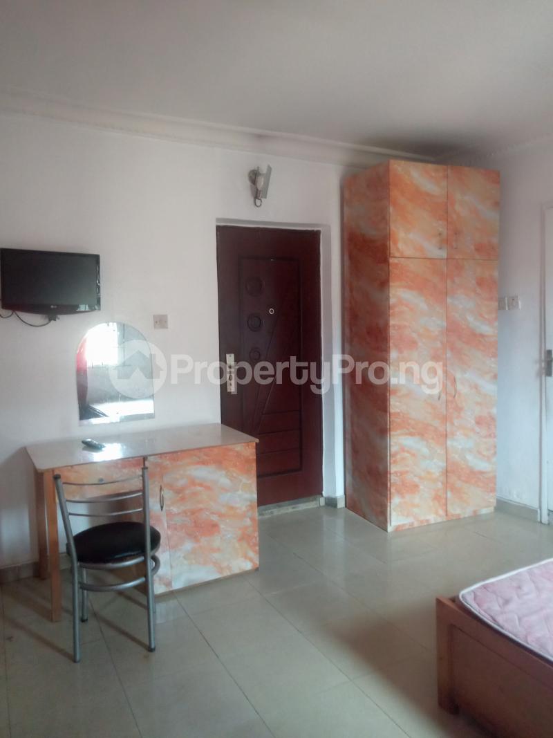 1 bedroom Flat / Apartment for rent Fadeyi Jibowu Yaba Lagos