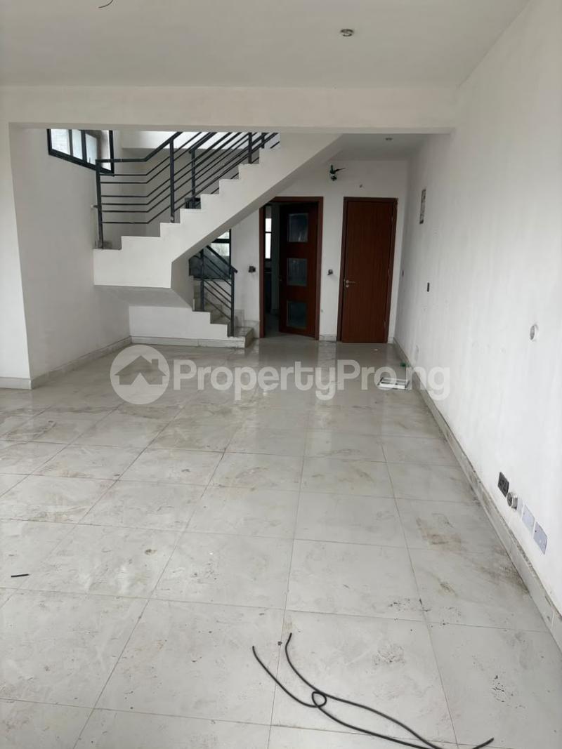 2 bedroom Flat / Apartment for rent Estate Freedom Way Lekki Lagos