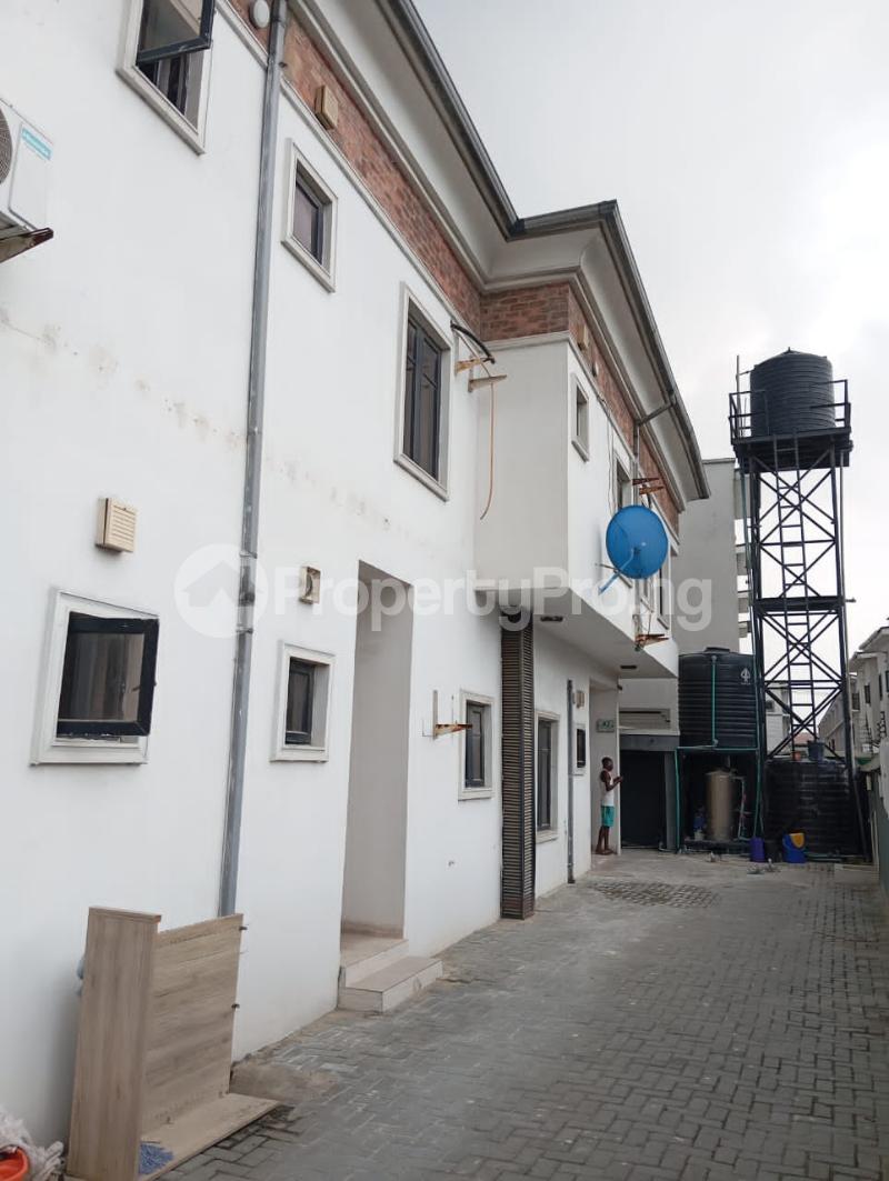 4 bedroom House for rent Orchid Road, Lekki Lagos