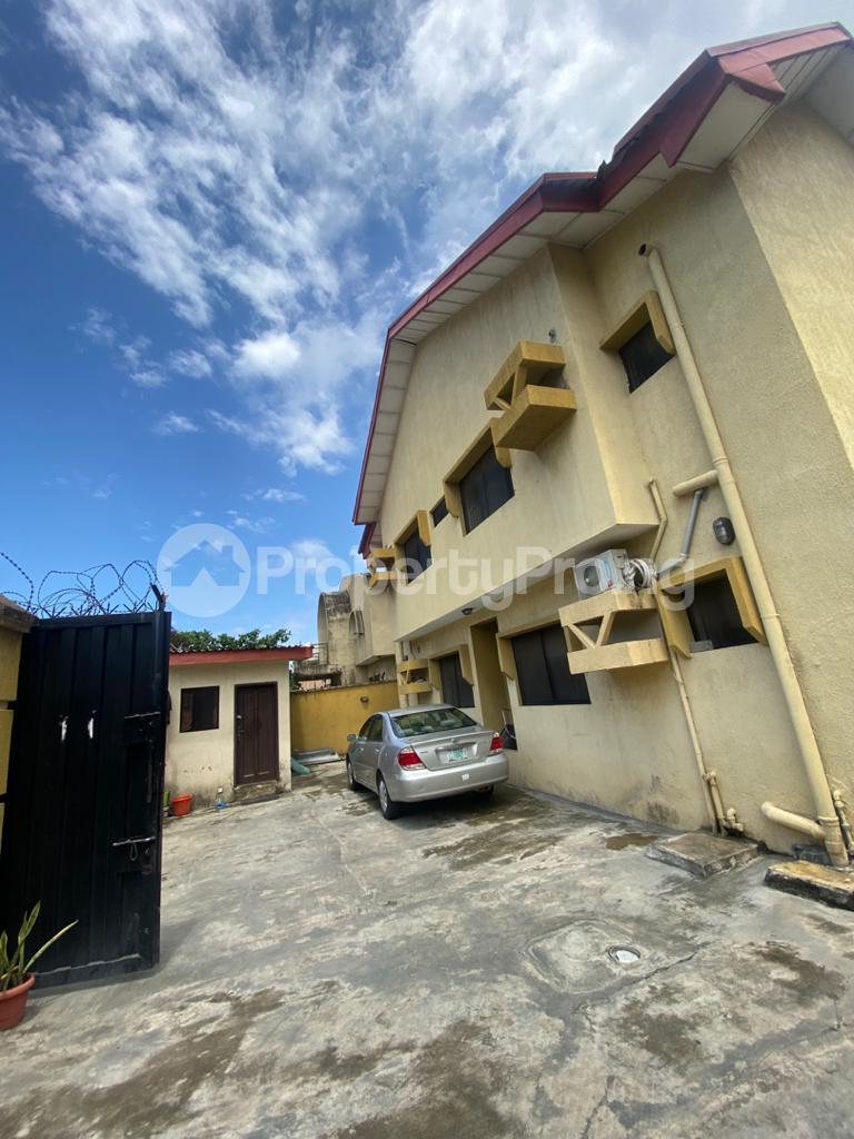 3 bedroom Flat / Apartment for rent Lekki Ikota Lekki Lagos
