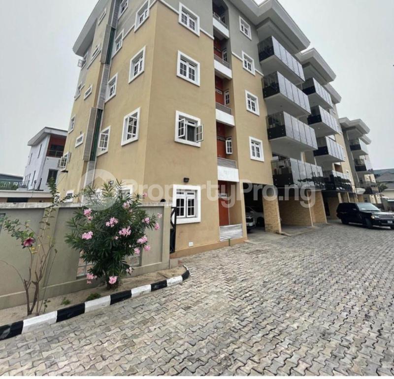3 bedroom Flat / Apartment for rent ONIRU Victoria Island Lagos