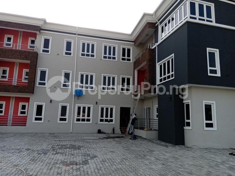 3 bedroom Flat / Apartment for sale Jahi District By Naval Quarters, Tarred Road Jahi Abuja