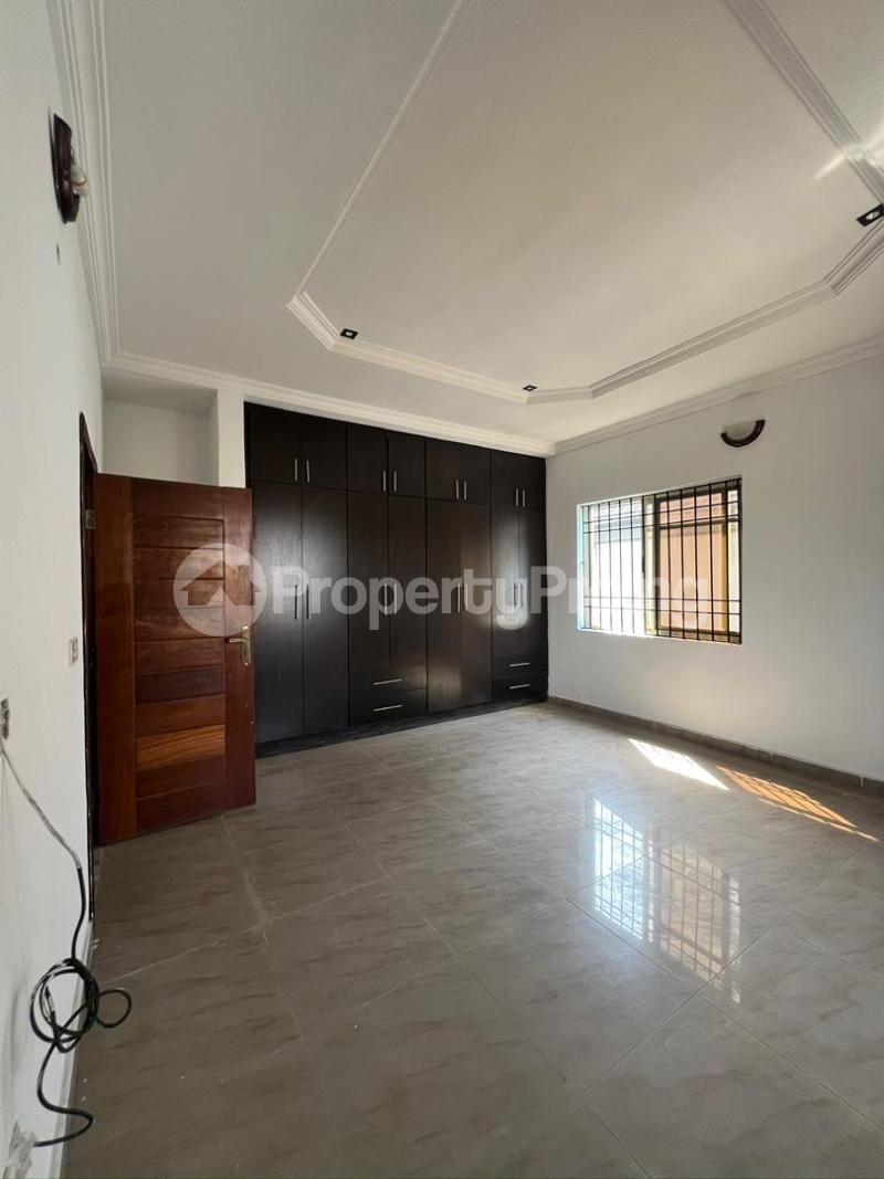 2 bedroom Flat / Apartment for rent Jakande/osapa Lekki Lagos