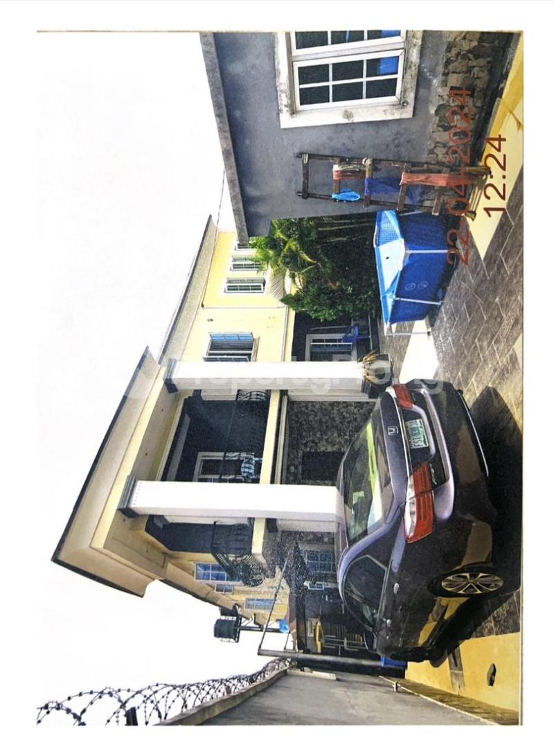 3 bedroom Flat / Apartment for sale Cooperative Villa Badore Ajah Lagos