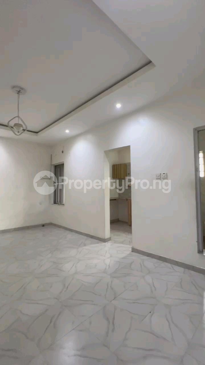 1 bedroom Flat / Apartment for rent Off Shipeolu Street, Shomolu Palmgrove Lagos Shomolu Shomolu Lagos