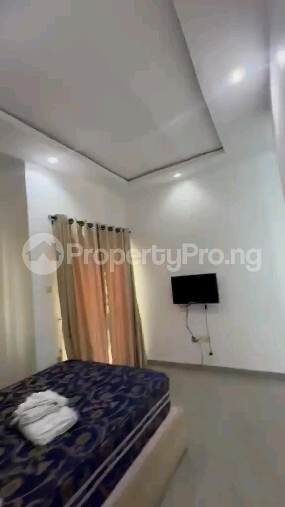 1 bedroom House for rent Off. Pedro Road Gbagada Lagos