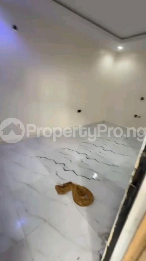 1 bedroom House for rent Off Pedro Road, Shomolu Shomolu Shomolu Lagos