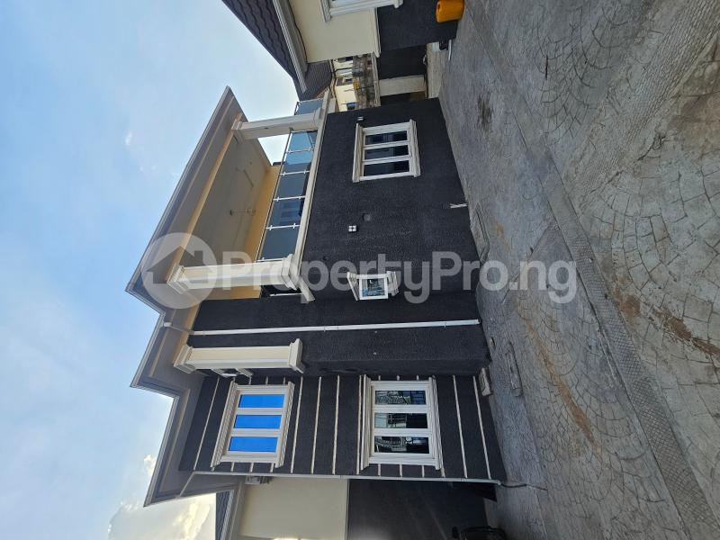 3 bedroom House for rent Behind Shafa Filling Station Lugbe Lugbe Abuja