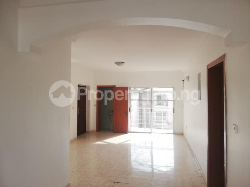 3 bedroom Flat / Apartment for rent ONIRU Victoria Island Lagos