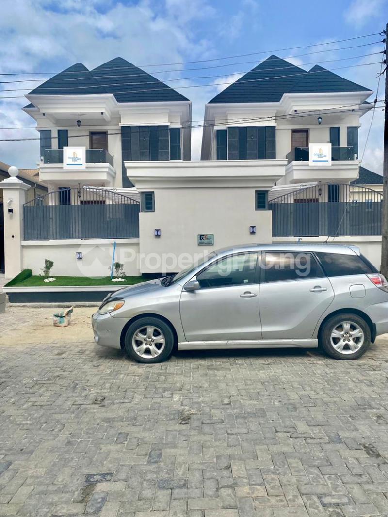5 bedroom House for sale chevron Lekki Lagos