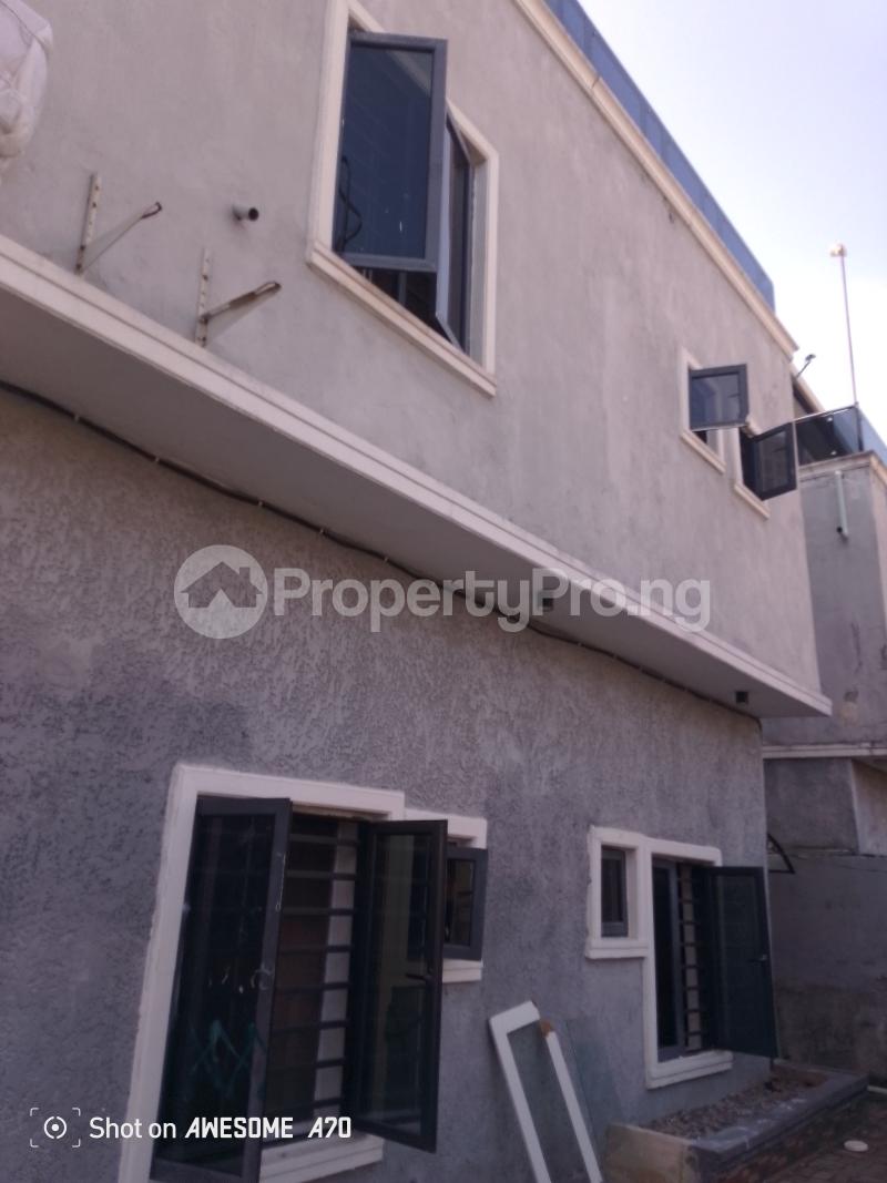 Flat / Apartment for rent Estate Osapa london Lekki Lagos