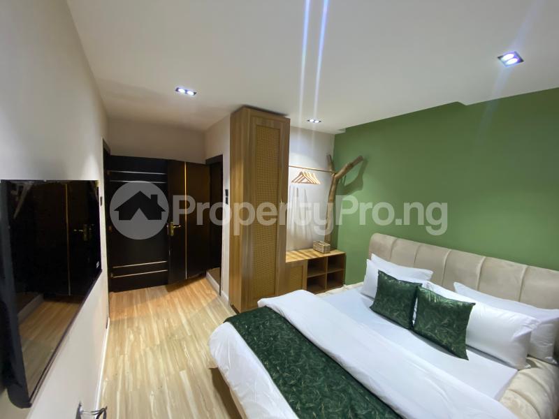 1 bedroom Flat / Apartment for shortlet Onike Yaba Lagos