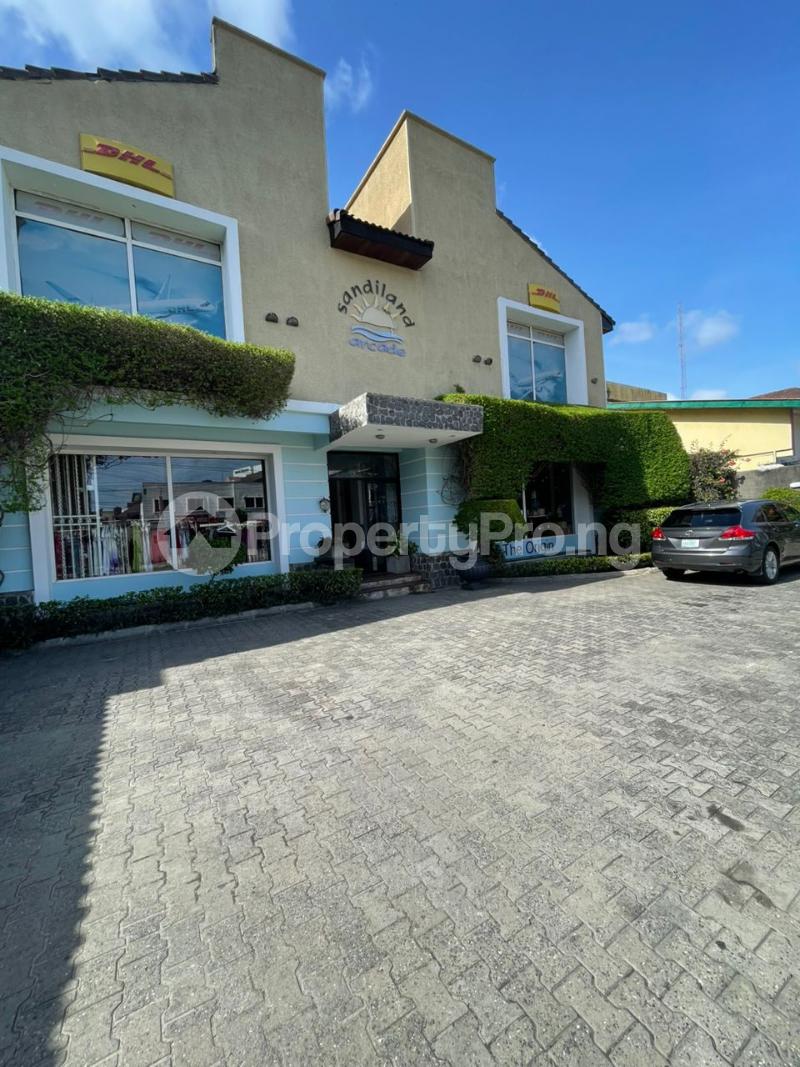 1 bedroom Commercial Property for rent Adeola Odeku Victoria Island Lagos