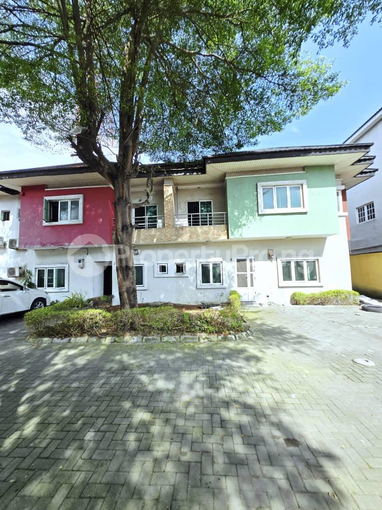 4 bedroom House for rent Ikate Lekki Lagos