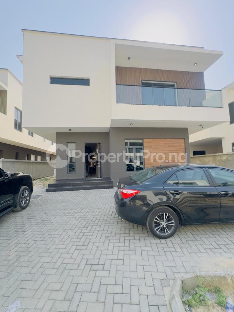 4 bedroom House for sale Lekki Lagos