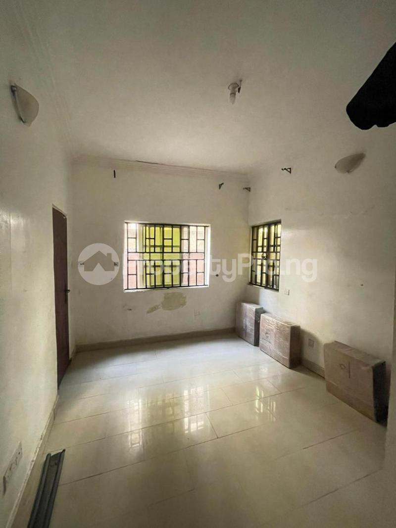1 bedroom Flat / Apartment for rent Thomas estate Ajah Lagos