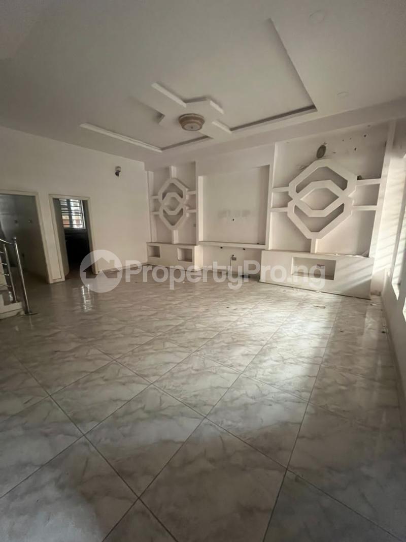 1 bedroom Flat / Apartment for rent chevron Lekki Lagos