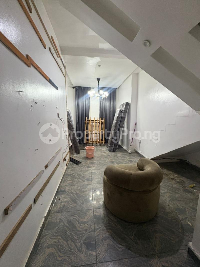 1 bedroom Flat / Apartment for rent Osapa london Lekki Lagos