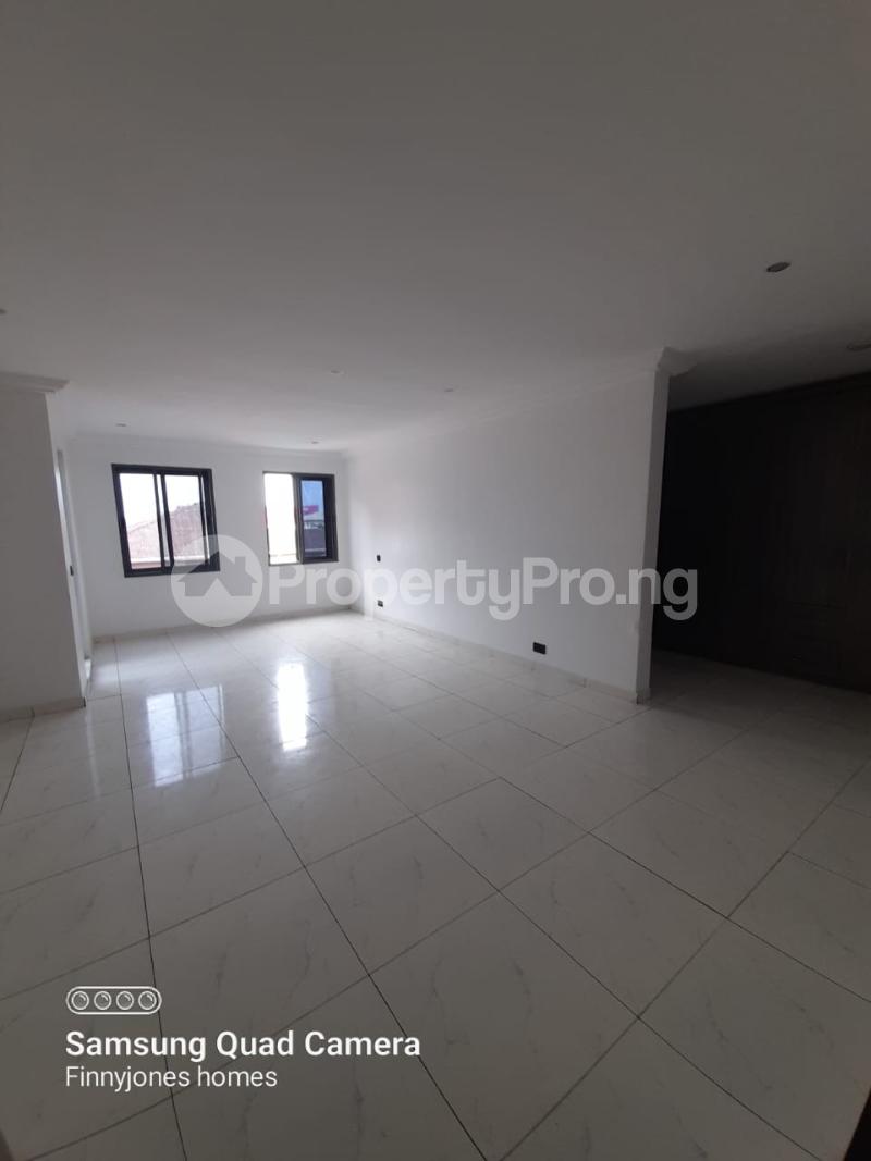1 bedroom Flat / Apartment for rent chevron Lekki Lagos