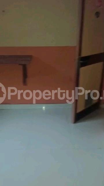 1 bedroom Flat / Apartment for rent Adekunle Yaba Adekunle Yaba Lagos