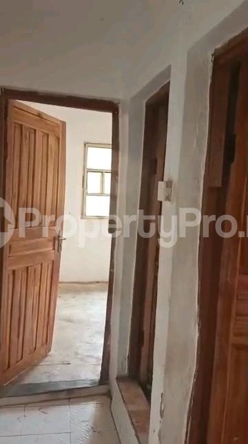 1 bedroom Flat / Apartment for rent Adekunle Yaba Lagos