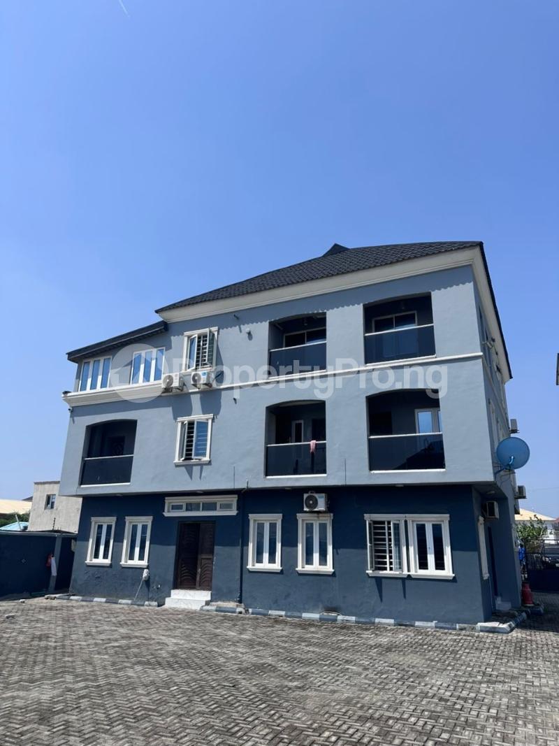 Flat / Apartment for rent Ologolo Road Ologolo Lekki Lagos
