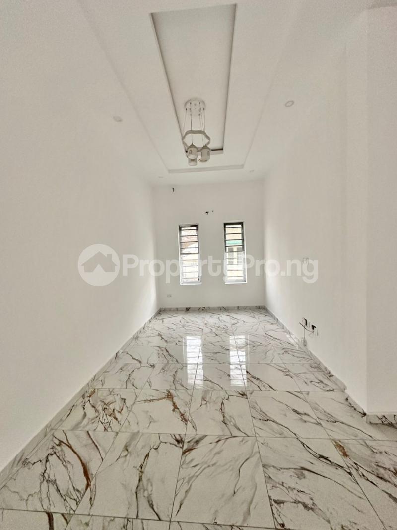 Flat / Apartment for rent Osapa london Lekki Lagos