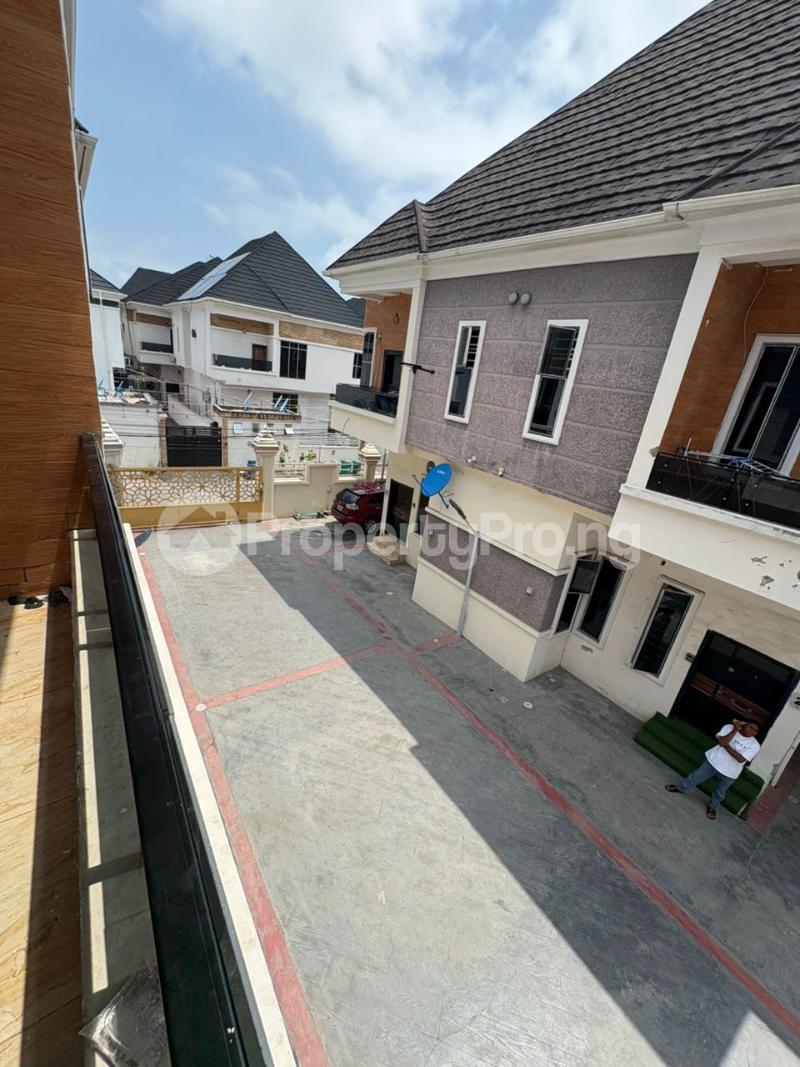 1 bedroom Flat / Apartment for rent orchid Lekki Lagos