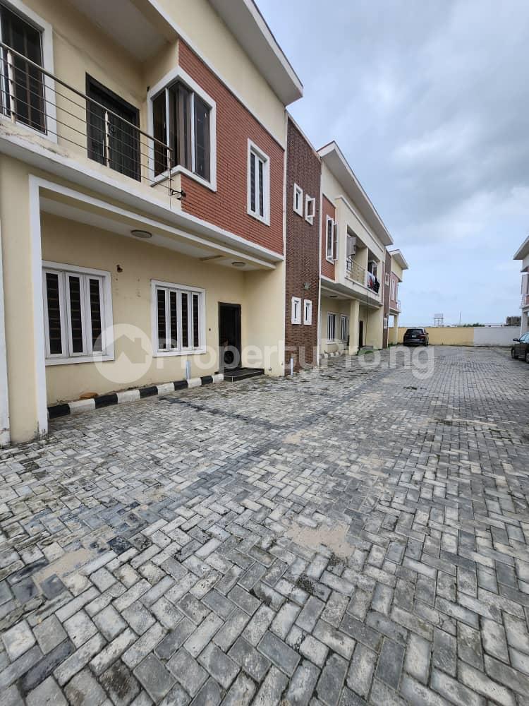 1 bedroom Flat / Apartment for rent orchid Lekki Lagos