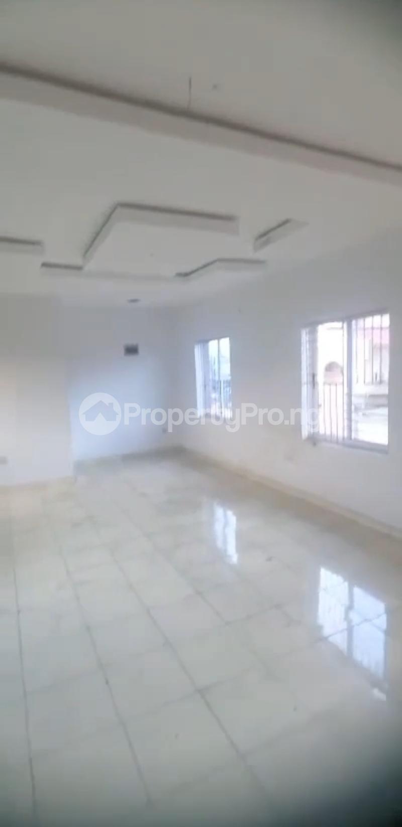 1 bedroom Commercial Property for rent Off General Hospital Ifako-gbagada Gbagada Lagos