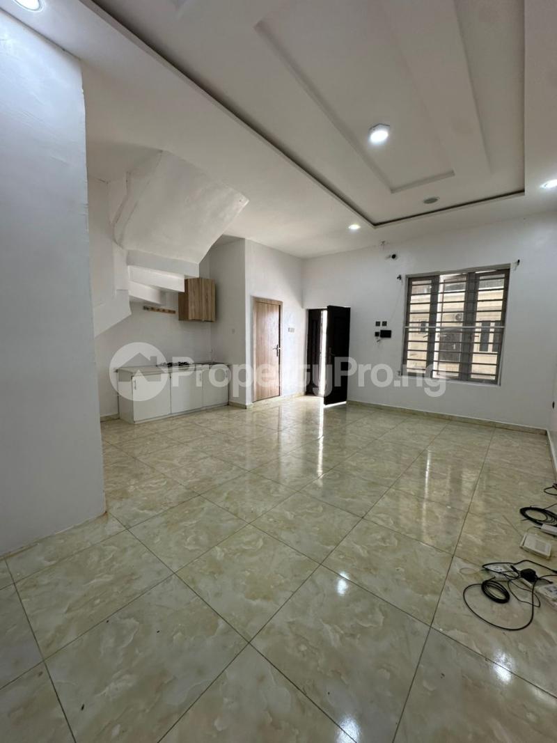 1 bedroom Flat / Apartment for rent orchid Lekki Lagos