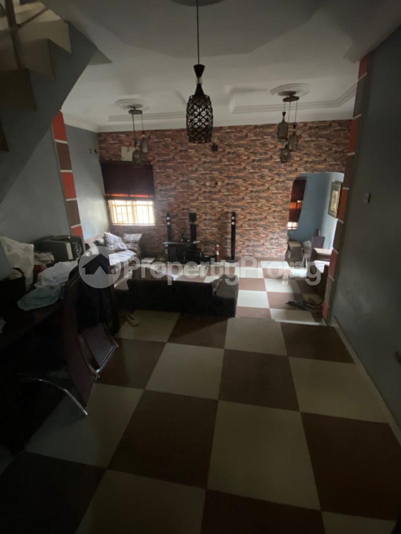1 bedroom Flat / Apartment for rent In An Estate Off College Road Ogba Lagos