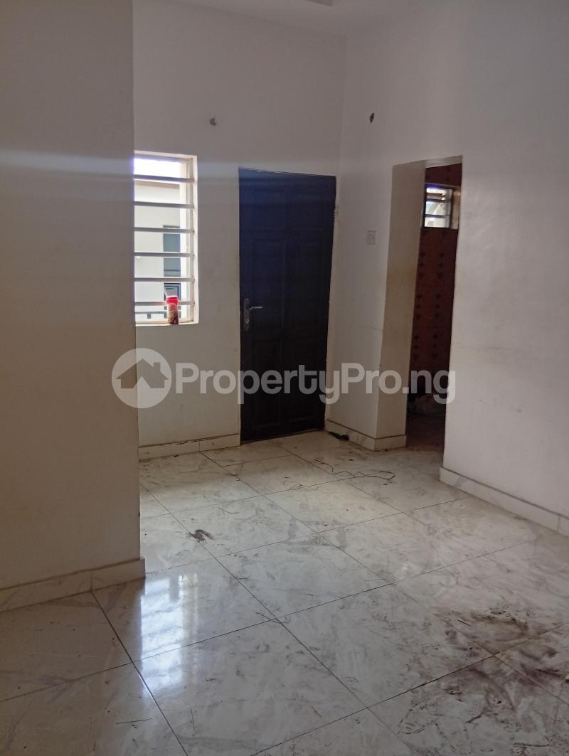 1 bedroom Flat / Apartment for rent Akoka Yaba Lagos
