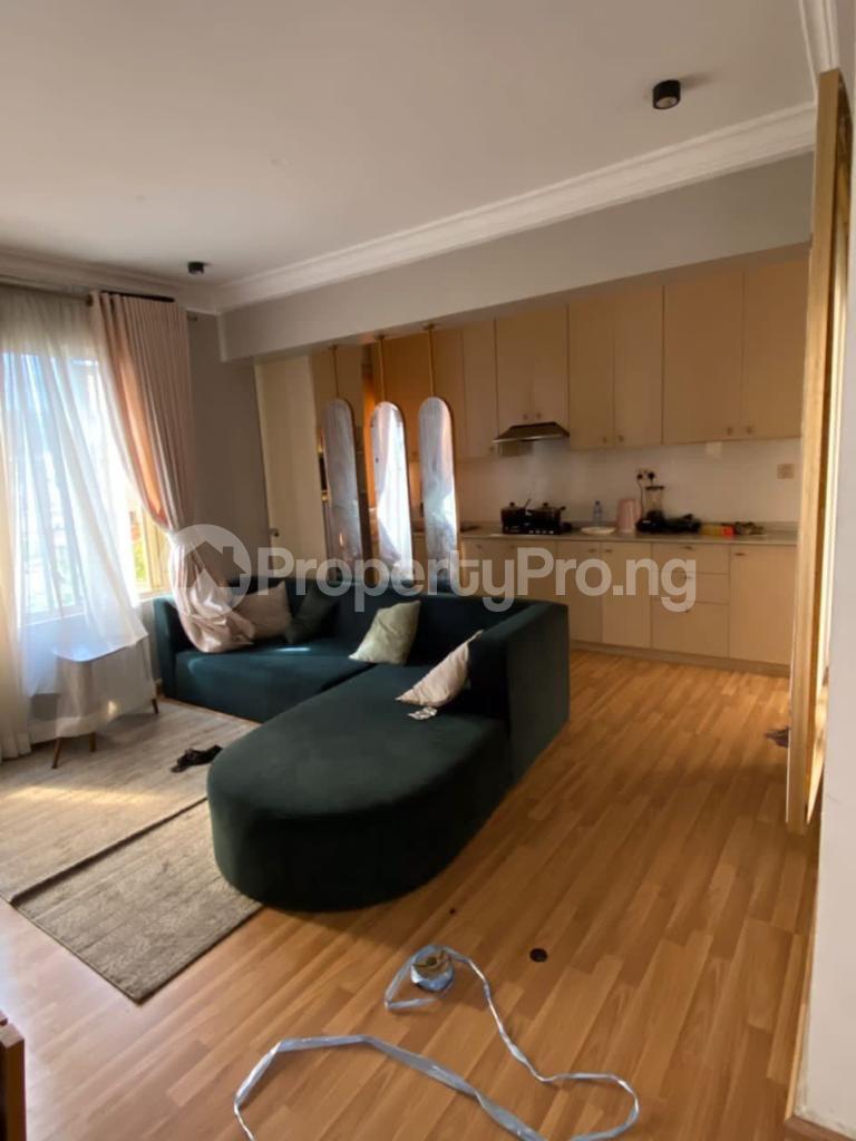 1 Bedroom Flat / Apartment in Osapa london Lekki Lagos Flat