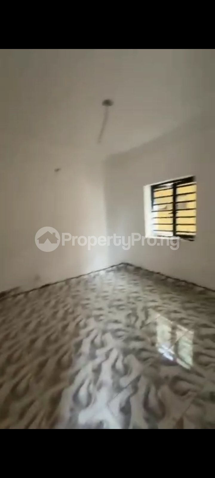 1 bedroom Flat / Apartment for rent Off Olateju, Mushin Please Video Available Olateju Mushin Lagos
