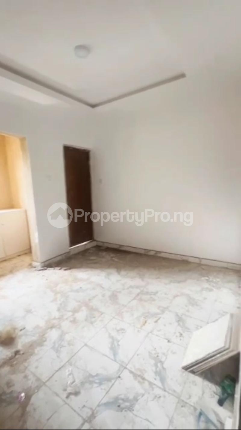 Flat / Apartment for rent Onipanu Shomolu Lagos - 0