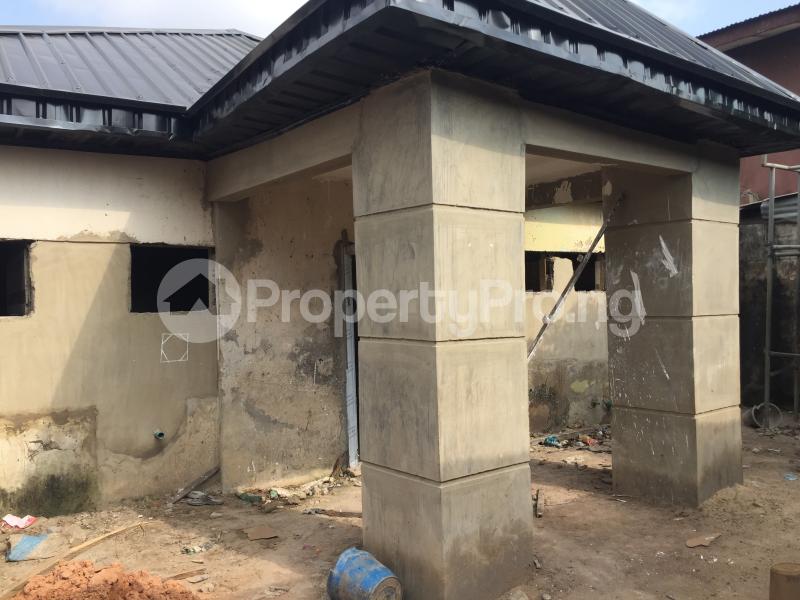 Flat / Apartment for rent Onigbongbo Maryland Lagos