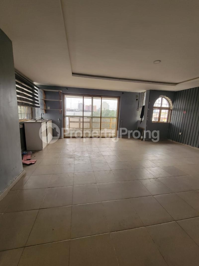 1 bedroom Flat / Apartment for rent Ajose Adeogun Street Victoria Island Lagos