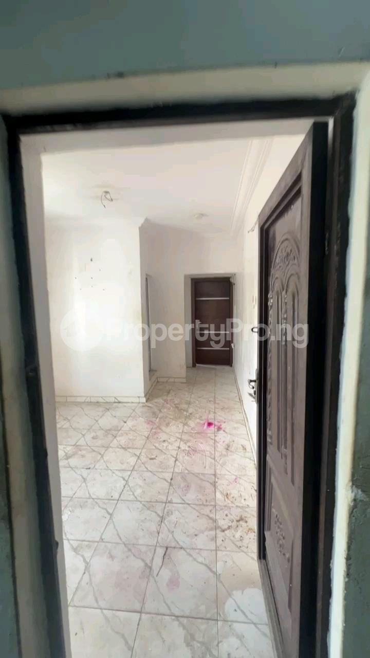 1 bedroom Flat / Apartment for rent Lawanson Akoka Yaba Lagos