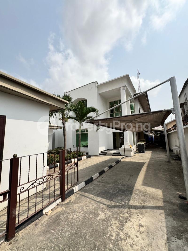 Commercial Property for rent Lekki Phase 1 Lekki Lagos