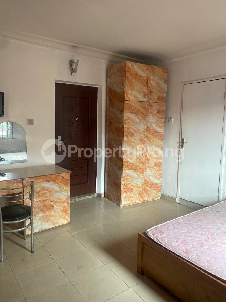 1 bedroom Flat / Apartment for rent Jibowu Yaba Lagos