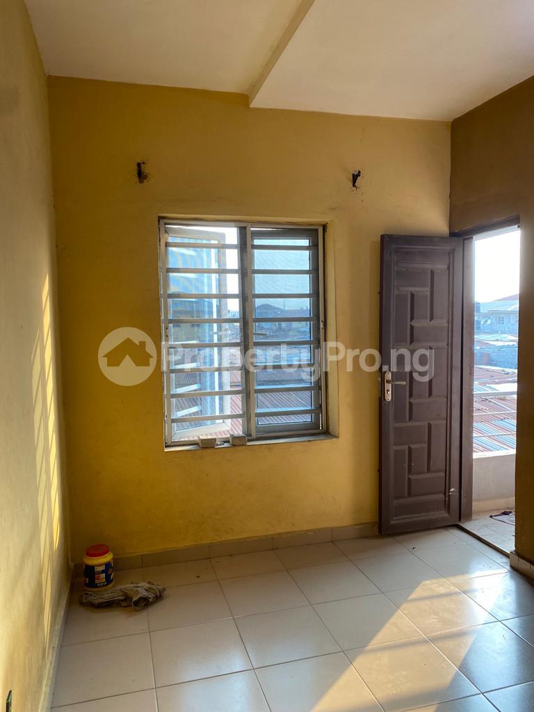 1 bedroom Flat / Apartment for rent Ilaje Bariga Shomolu Lagos