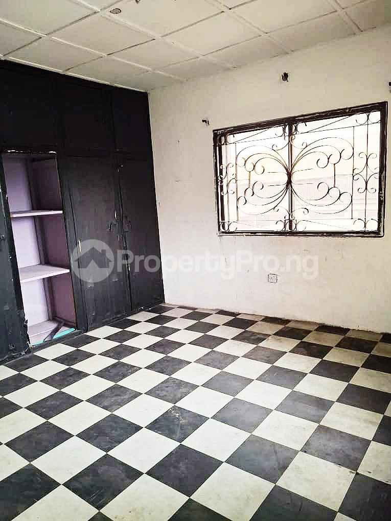 1 bedroom Flat / Apartment for rent Off Herbert Macaulay Adekunle Yaba Lagos