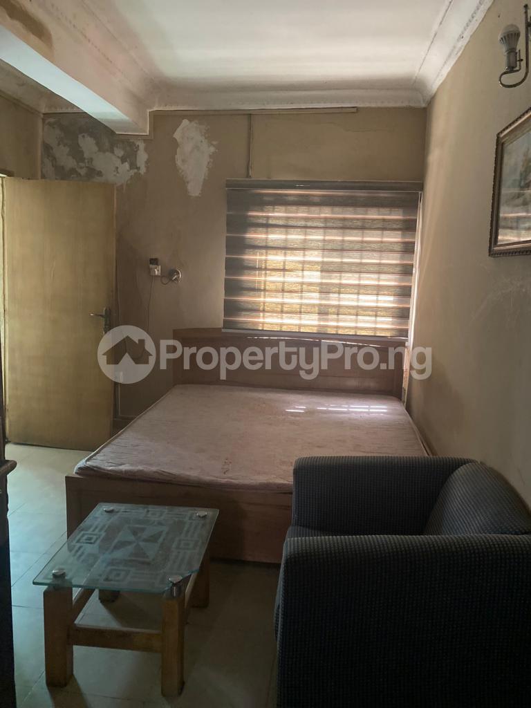 1 bedroom Flat / Apartment for rent Fadeyi Jibowu Yaba Lagos