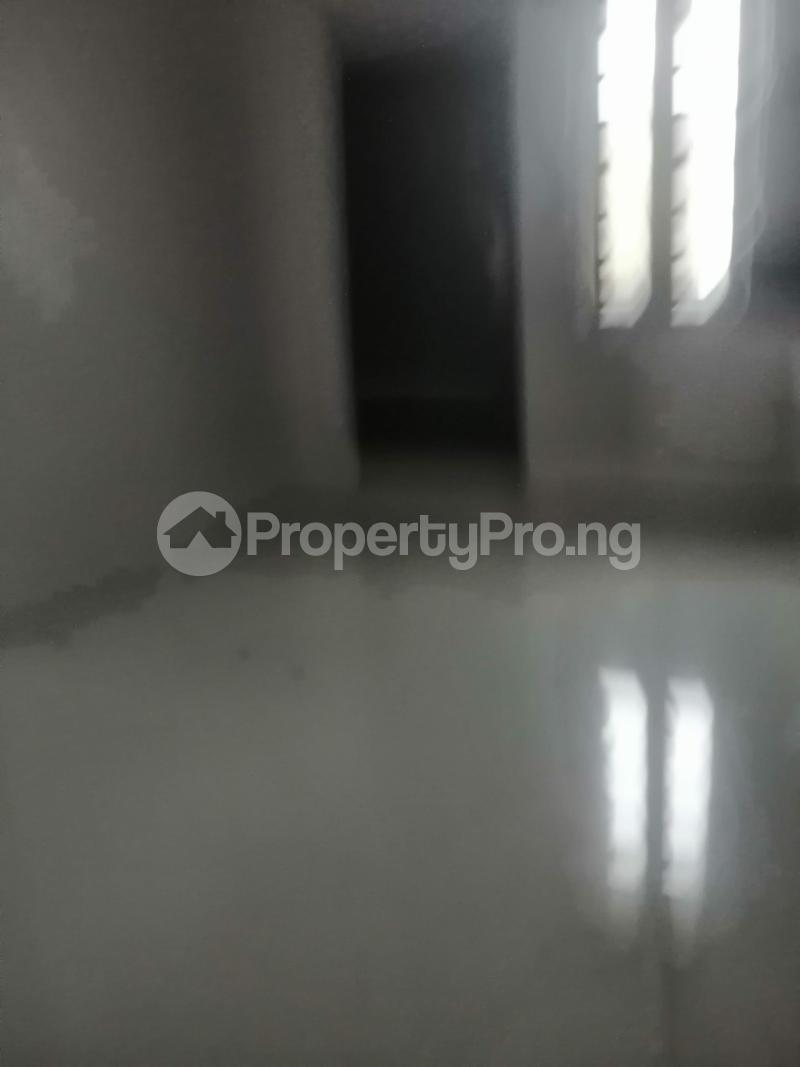 1 bedroom Flat / Apartment for rent Off Alasia Bus Stop Okera Nla Ajah Lagos