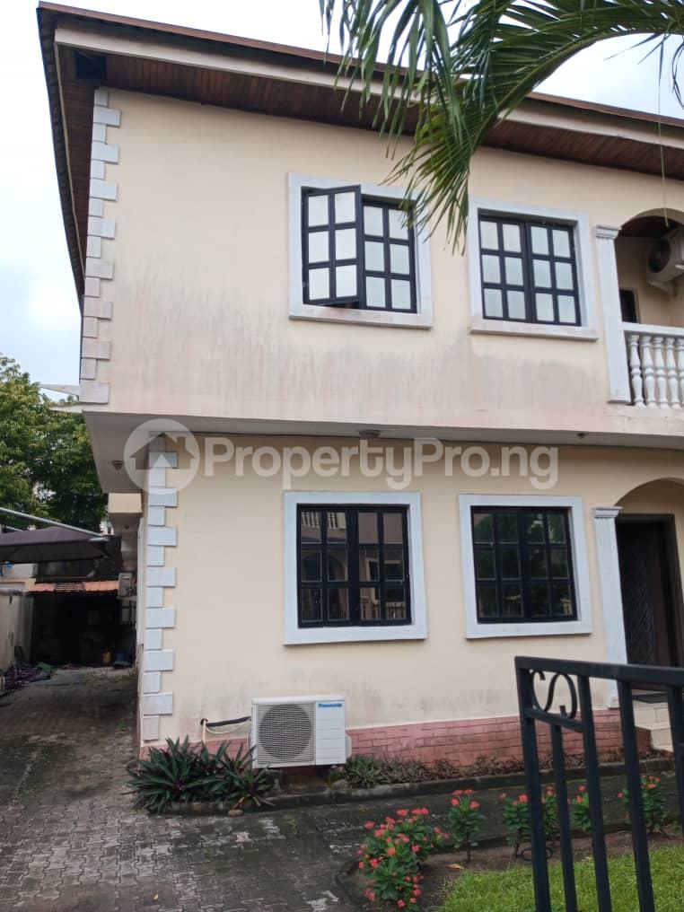 4 bedroom House for rent Off Admiralty Road Lekki Lagos
